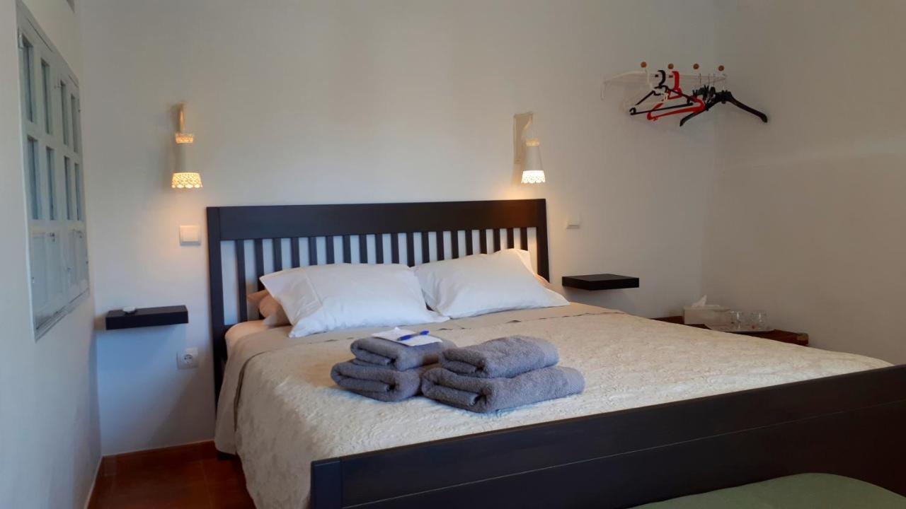 Bed&Breakfast Al Campanario Competa Bagian luar foto